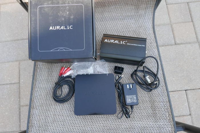 Auralic Aries Mini With Linear Power Supply Excellent C...