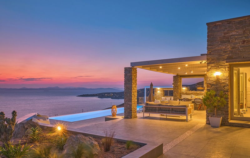 featured image for story, Elevating Your Real Estate Experience: Rania Ikon, Your Luxury Advisor for
Greece and Miami Real Estate, and Exclusive Yacht Charters in Greece