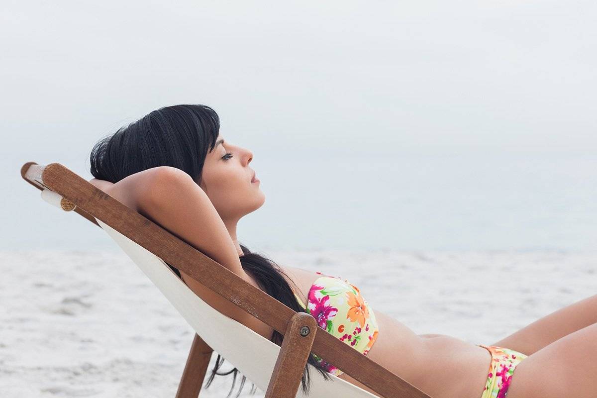 siesta en la playa