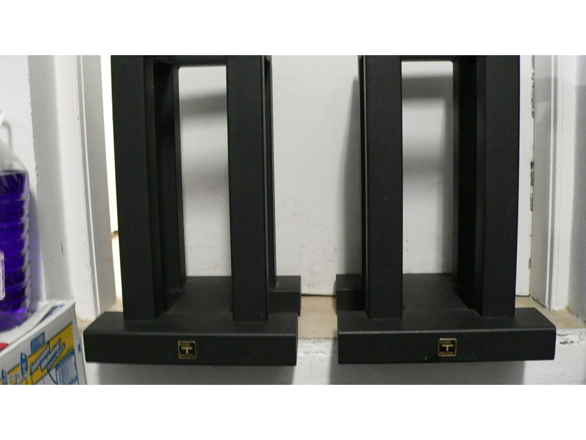 Sound Anchors Stands  ( 18"x 13"x 12") LOCAL PICK UP ONLY