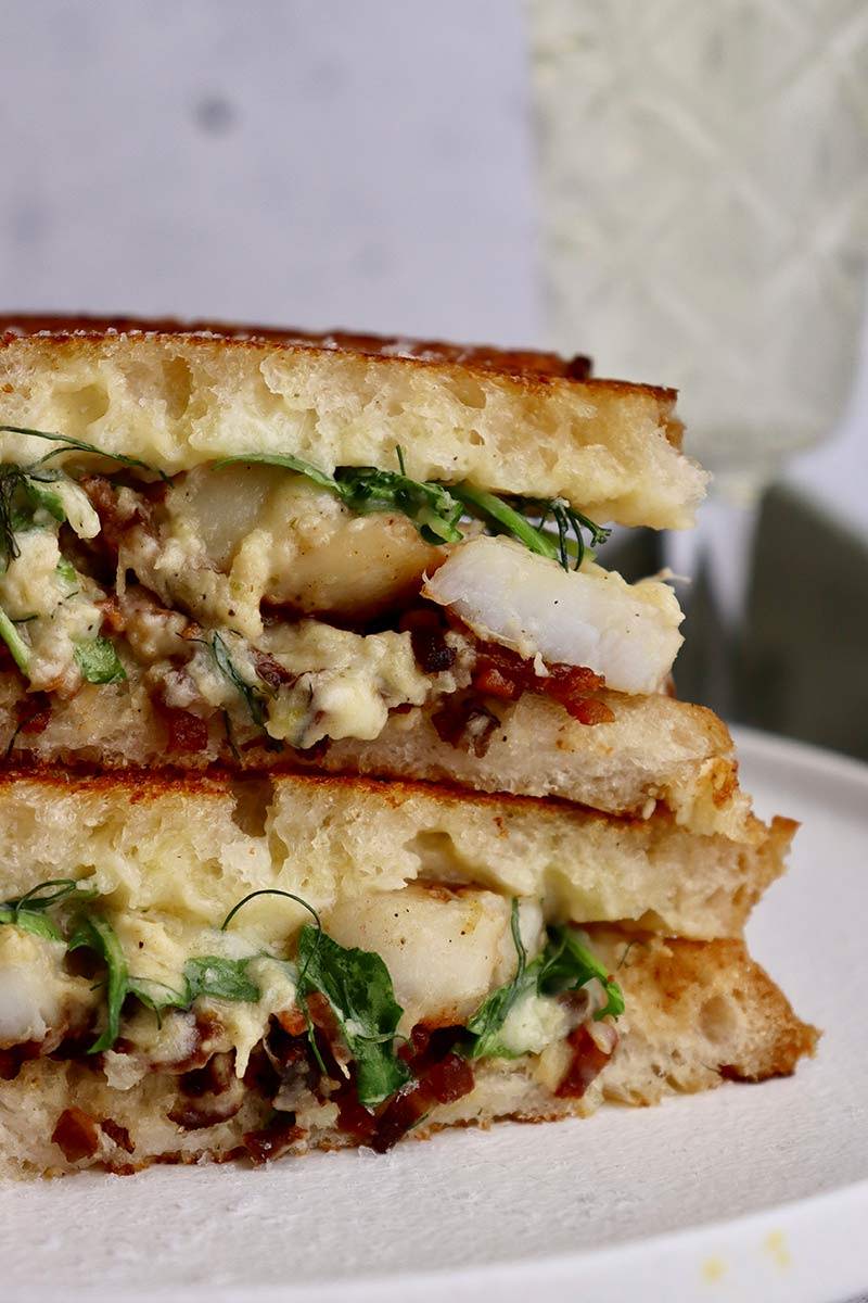 Scallop Toastie with an Apple and Fennel Sauce Recipe by Tim Bone | Minimax