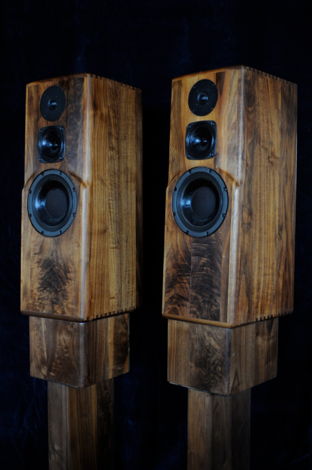 Daedalus Audio Reference Series DA-RMa full-range stand...