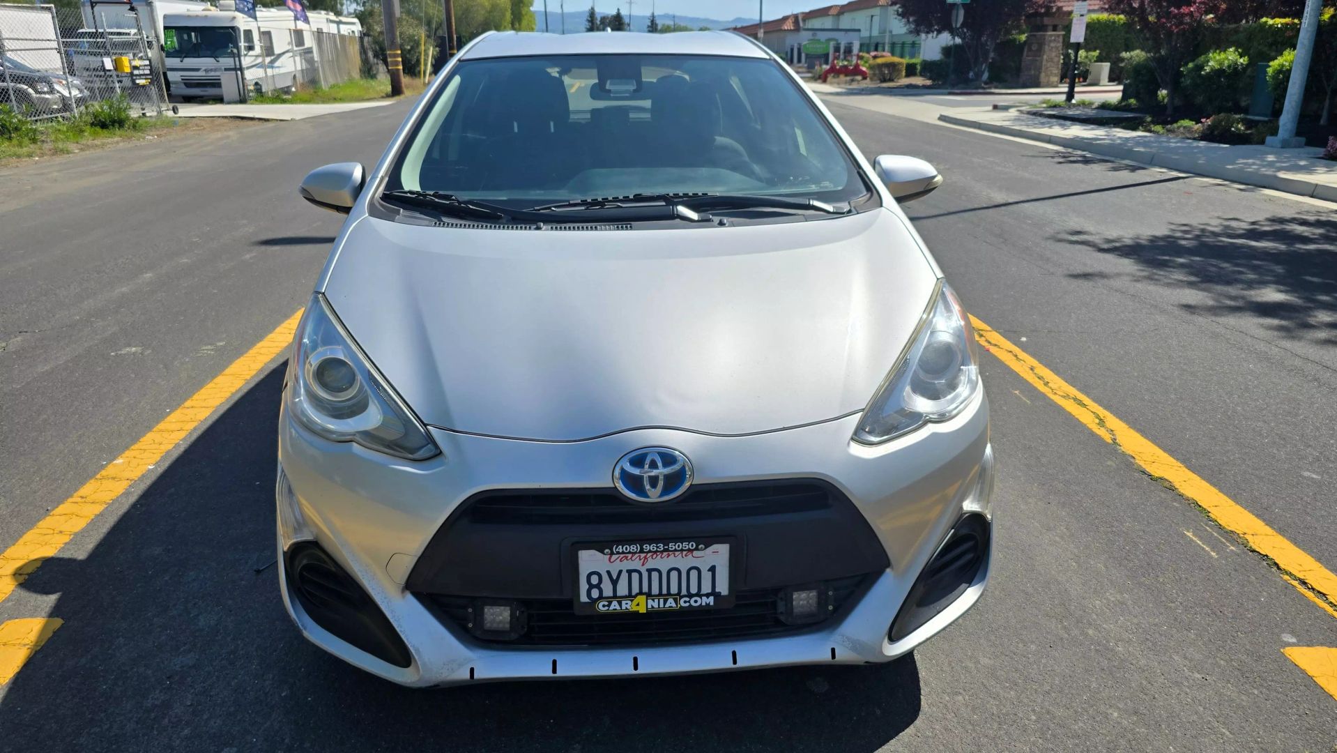 Toyota Prius C 2017 thumbnail