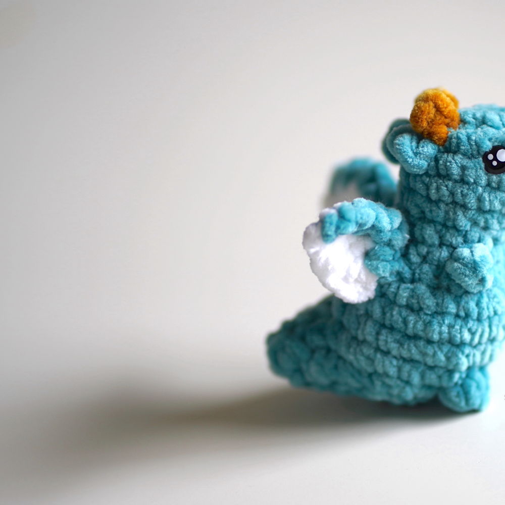 Hoe je een ZAKDRAAK haakt! · Gemakkelijke beginners, snelle doe-het-zelf-tutorial · Gratis Amigurumi-patroon