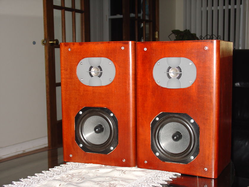 Focal  Audiom TLR HomeTheater Speaker System
