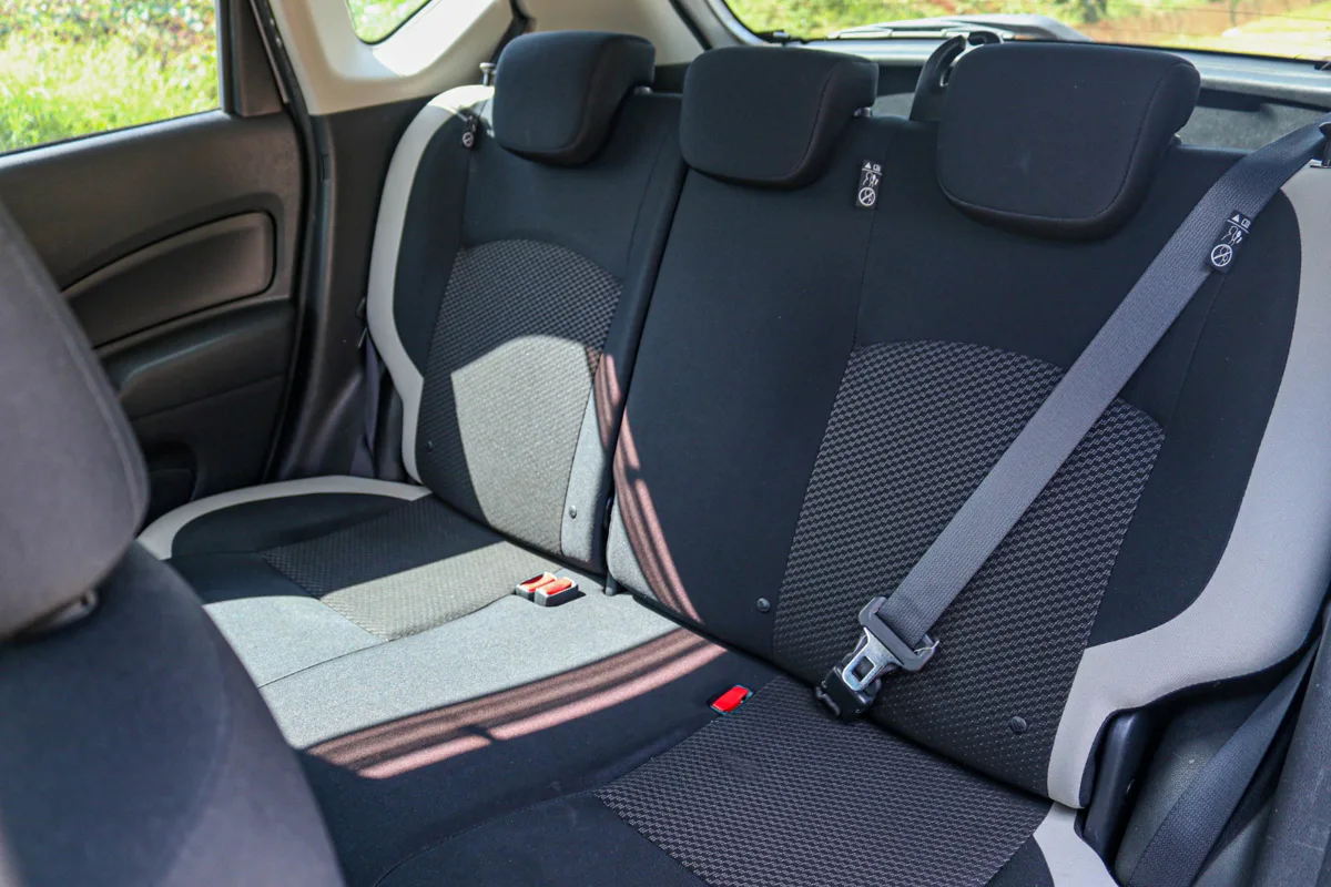 2016 Nissan Note ePower — Royal Max Motors — photo 10 of 11