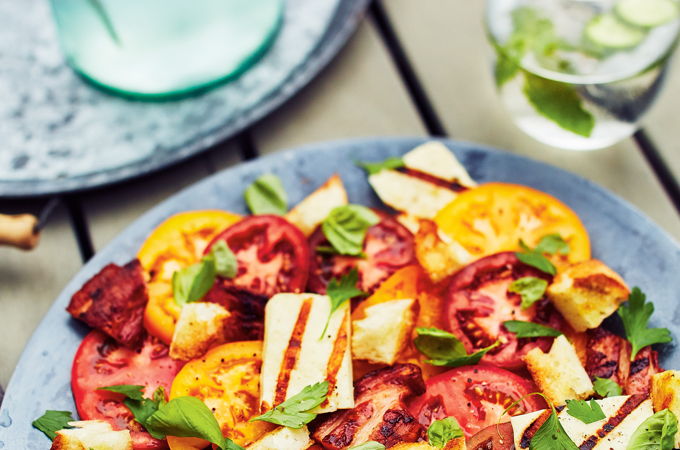 Tomato Salad with Grilled Halloumi Cheese and Bacon