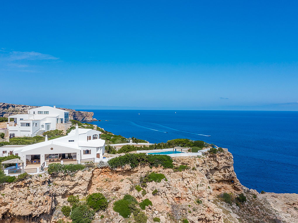  Mahón
- Magnífica villa en venta en una ubicación privilegiada en Menorca, Cala Morell