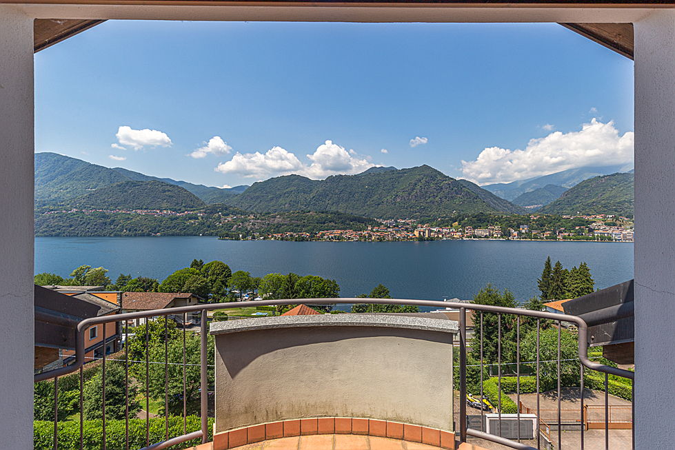  Laveno M.
- Top 5 case in vendita sul Lago d'Orta (3).jpg