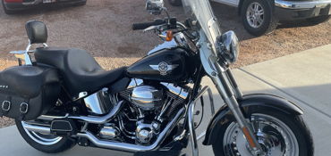 2013 HARLEY-DAVIDSON FAT BOY motorcycle for rent near BOX ELDER, SD