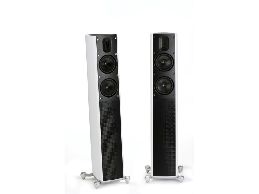 Scansonic MB-2.5B - floor standers with Raidho DNA - new, improved version of the well-loved speakers from Denmark