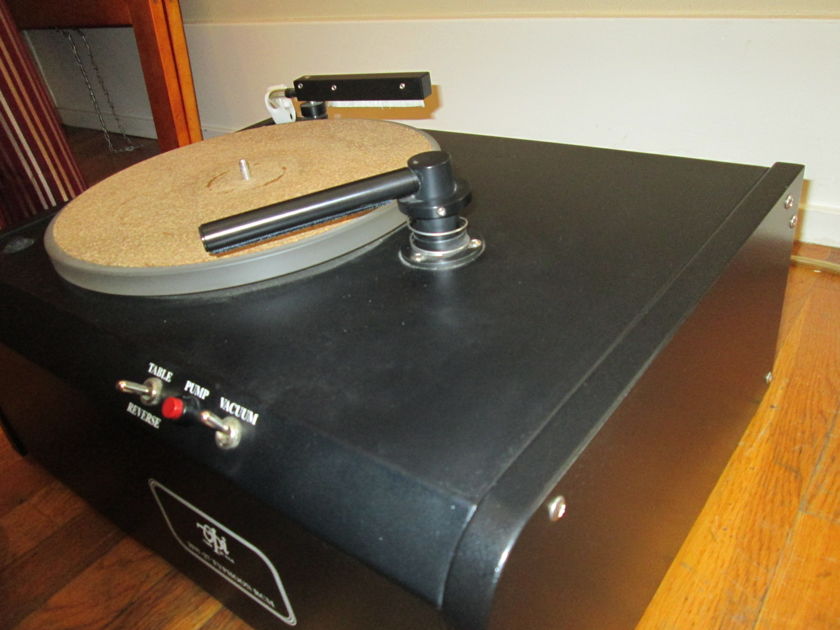 VPI Industries Typhoon Record Cleaning Machine