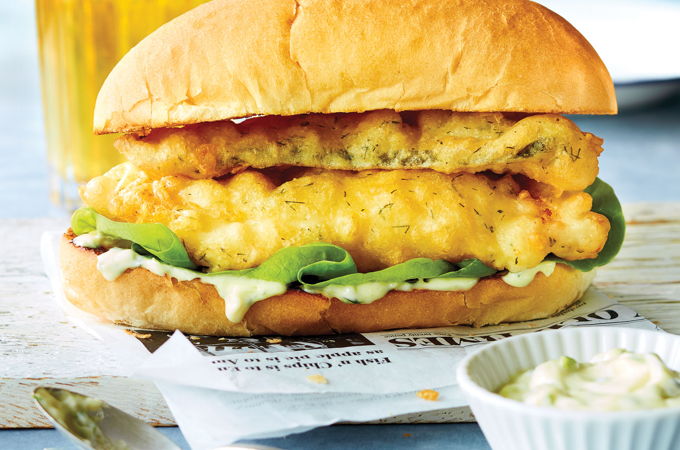 Burgers de morue et de cornichons frits
