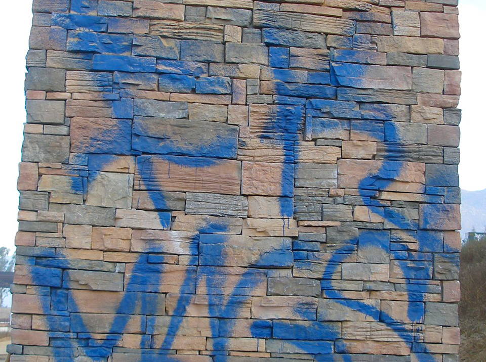 graffiti off stone