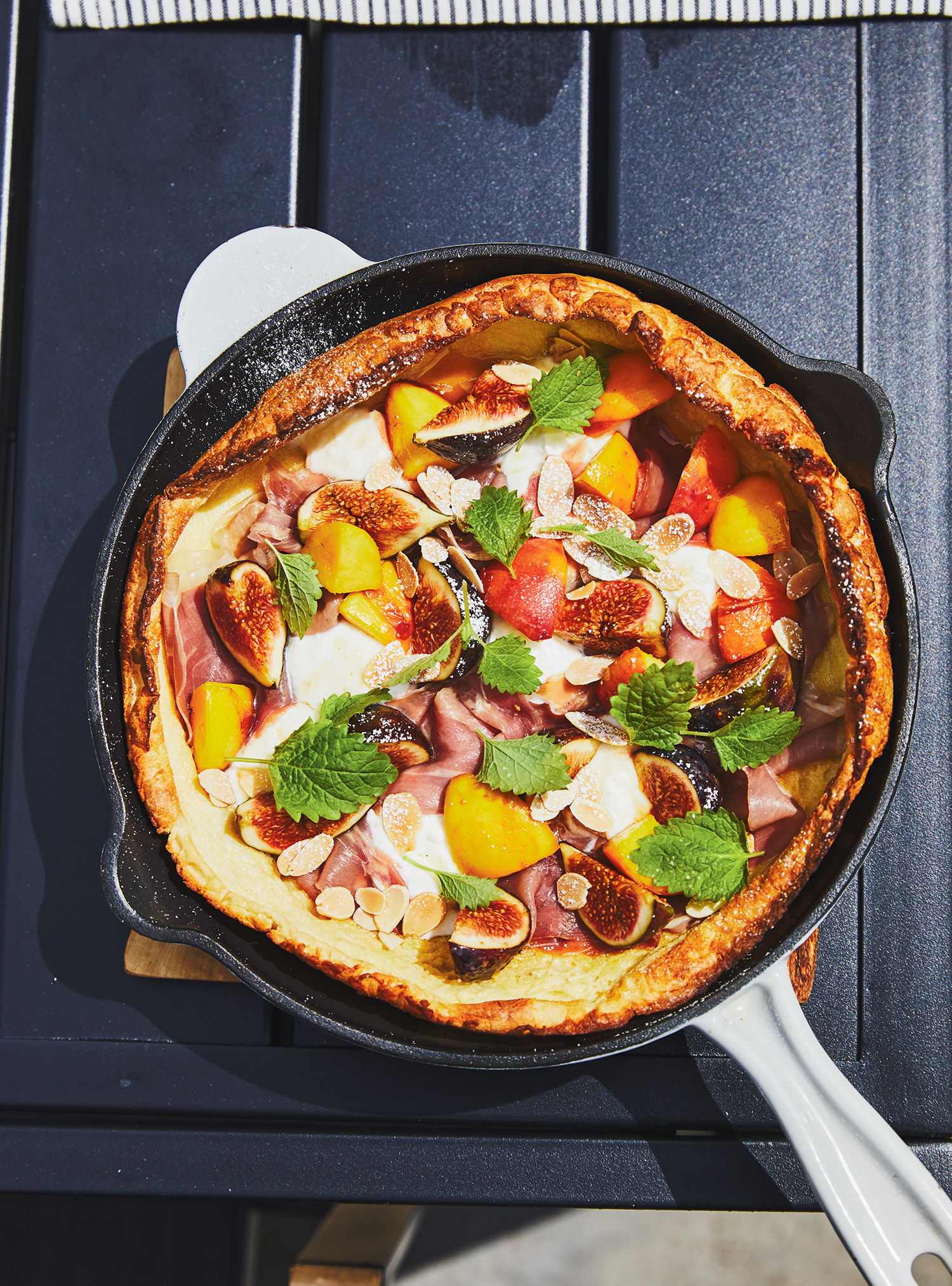 Sweet and Savoury Dutch Baby Pancake | RICARDO