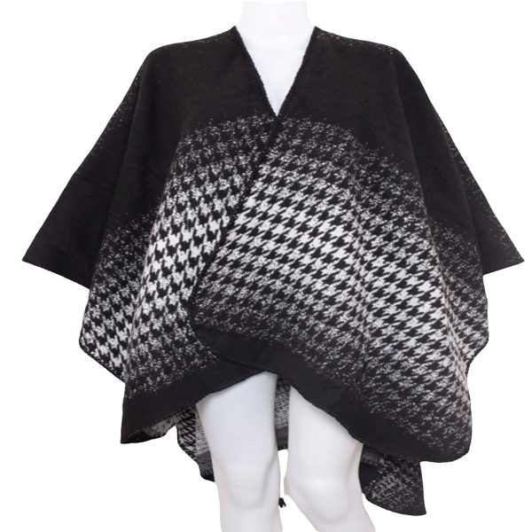 Print Poncho - Black & White