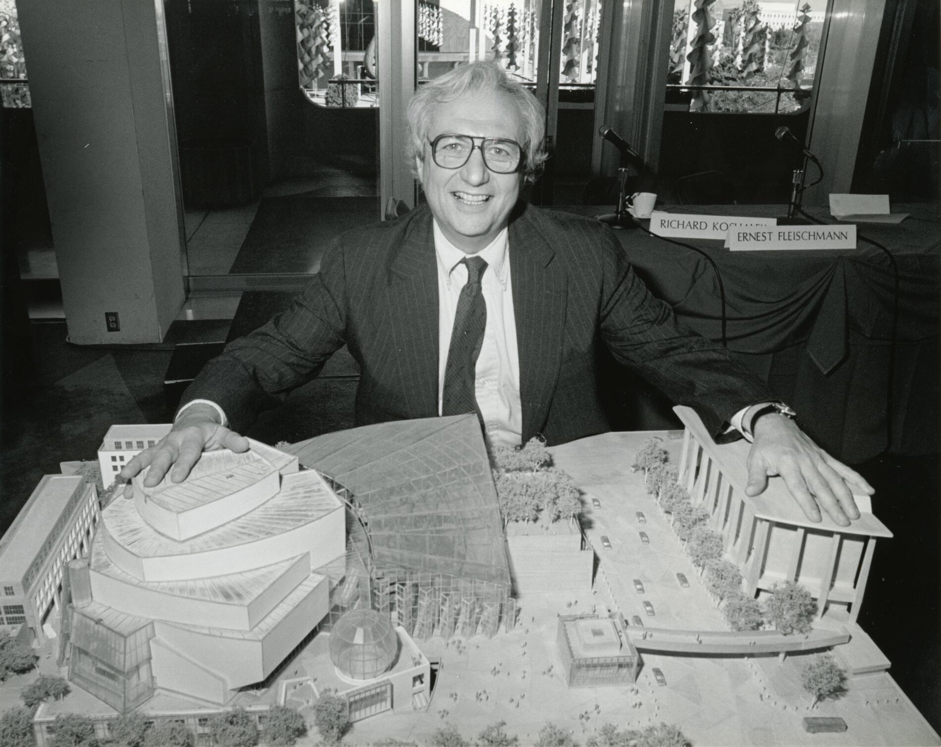 Architect Frank Gehry on Walt Disney Concert Hall