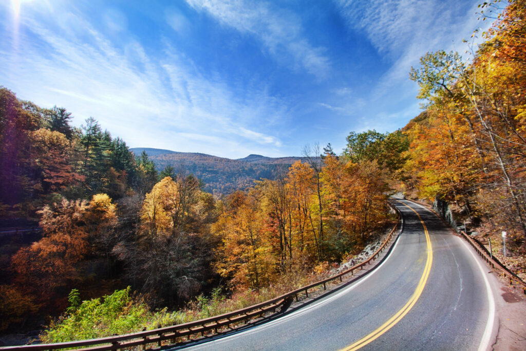 Fall Foliage at Deerfoot Inn, Peak Leaf Season in the Catskills