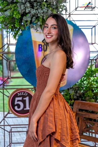 Julia Engel