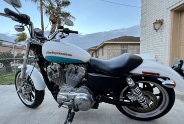 2017 HARLEY-DAVIDSON SPORTSTER SUPERLOW motorcycle for rent near Weslaco, TX
