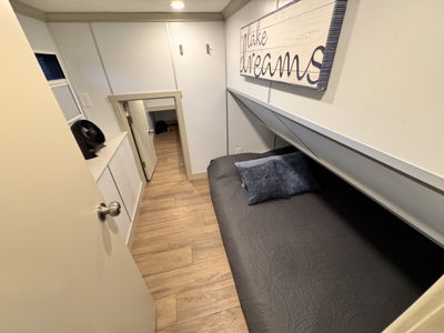 Boat Image 30