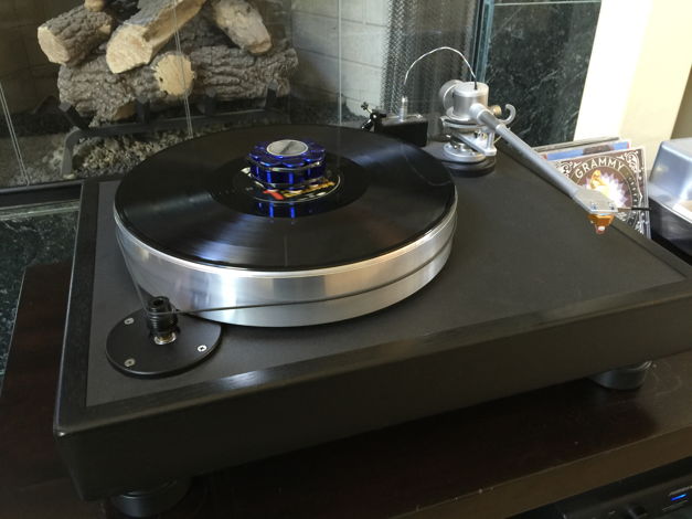VPI Classic 1 Turntable Front View