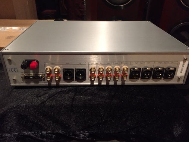 Pass Labs XP-20 two piece preamp