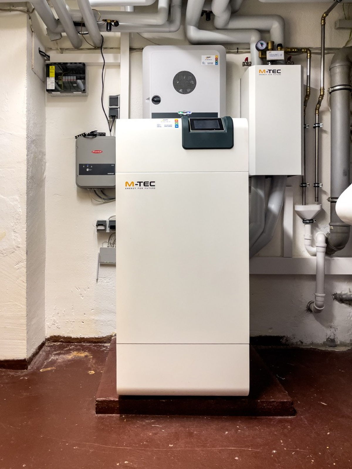 Foto Kundenreferenz EFH Wärmepumpe Inneneinheit