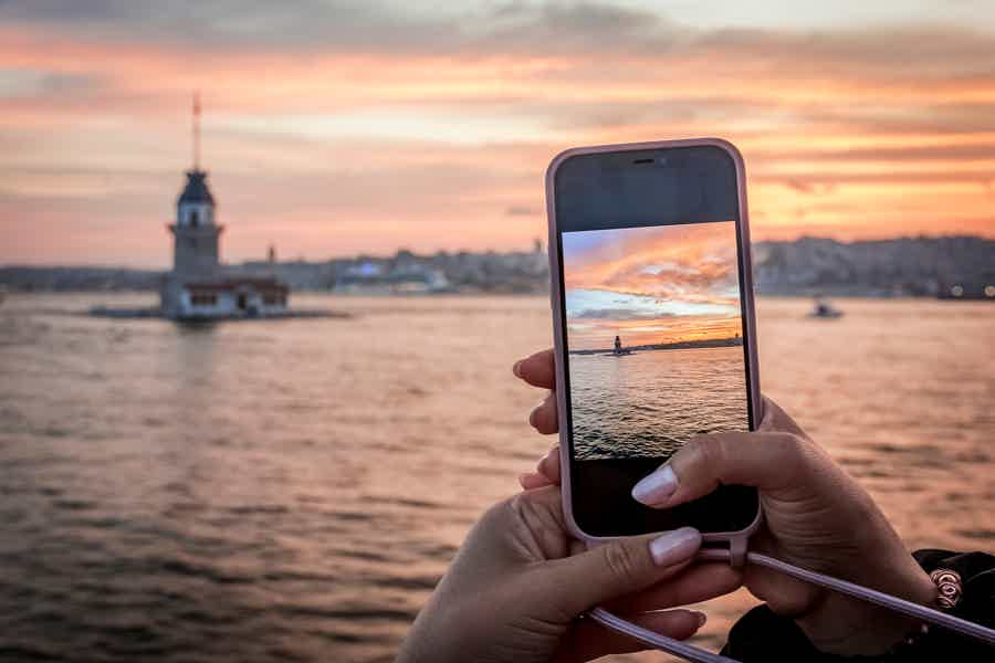 Bosphorus Luxury Catamaran Cruise with Dinner and Turkish Night Show - photo 4