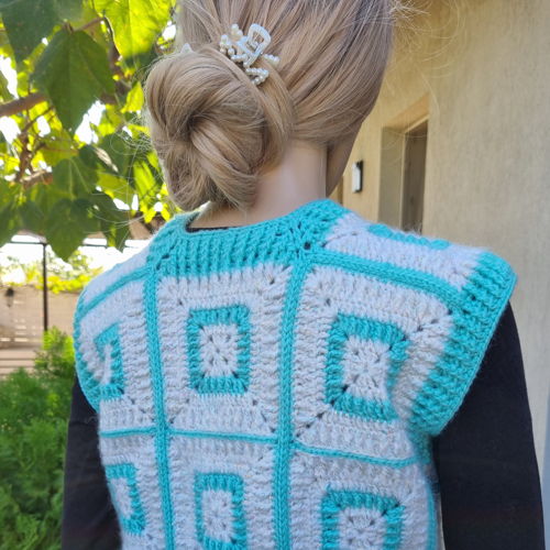Crochet Vest with granny squares
