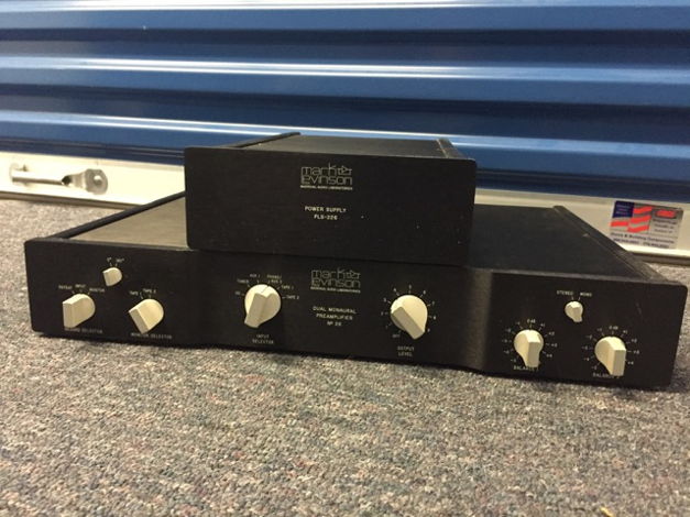 No. 26 Levinson preamp with Power Supply