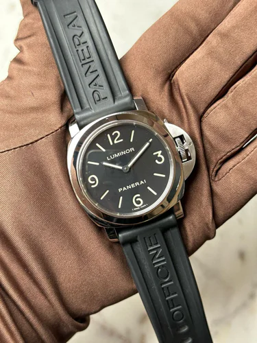 Panerai Luminor Base