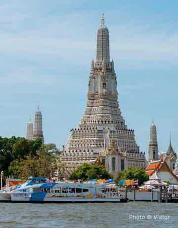 Cover many of Bangkok’s most renowned attractions