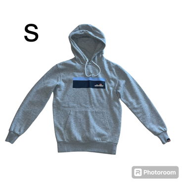 Elleesse hodie