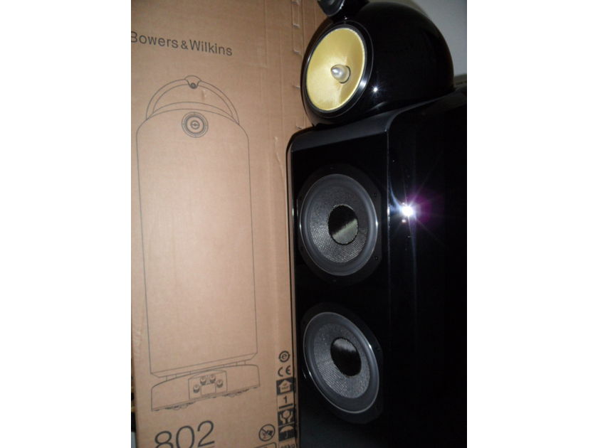 Bowers & Wilkins 802 Diamond in the piano black like new