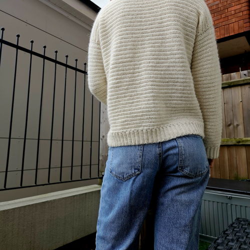 Collared V neck sweater - crochet pattern