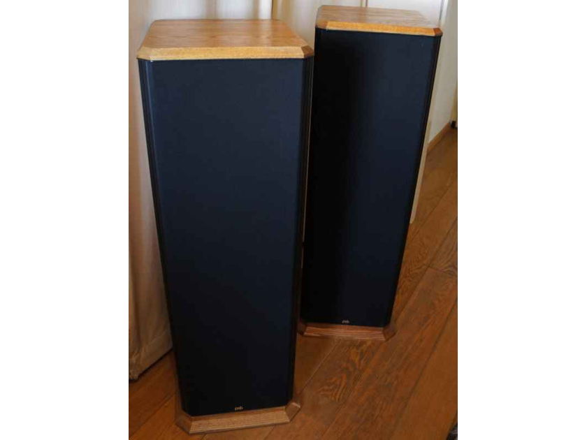 PSB Stratus Gold Canadian Made Speakers
