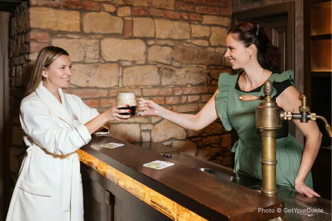 Prague: Lázně Pramen. Wine, Beer bath and Wellness SPA