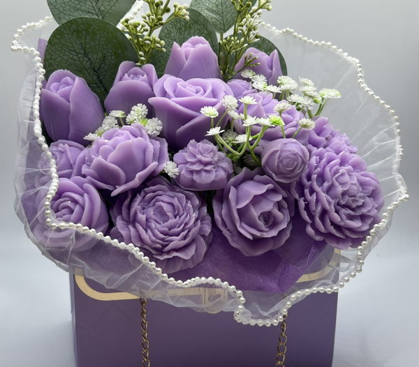 Black Raspberry & Vanilla Soap Flower Handbag Bouquet - Image 3