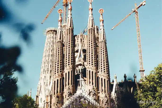 Private Best of Barcelona with Sagrada Familia & Park Güell visit