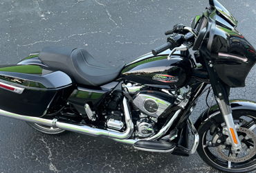 2024 HARLEY-DAVIDSON STREET GLIDE motorcycle for rent near Clearwater, FL