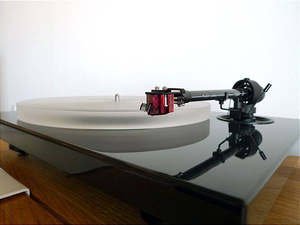 Pro-ject Xpression III w/Denon DL-110