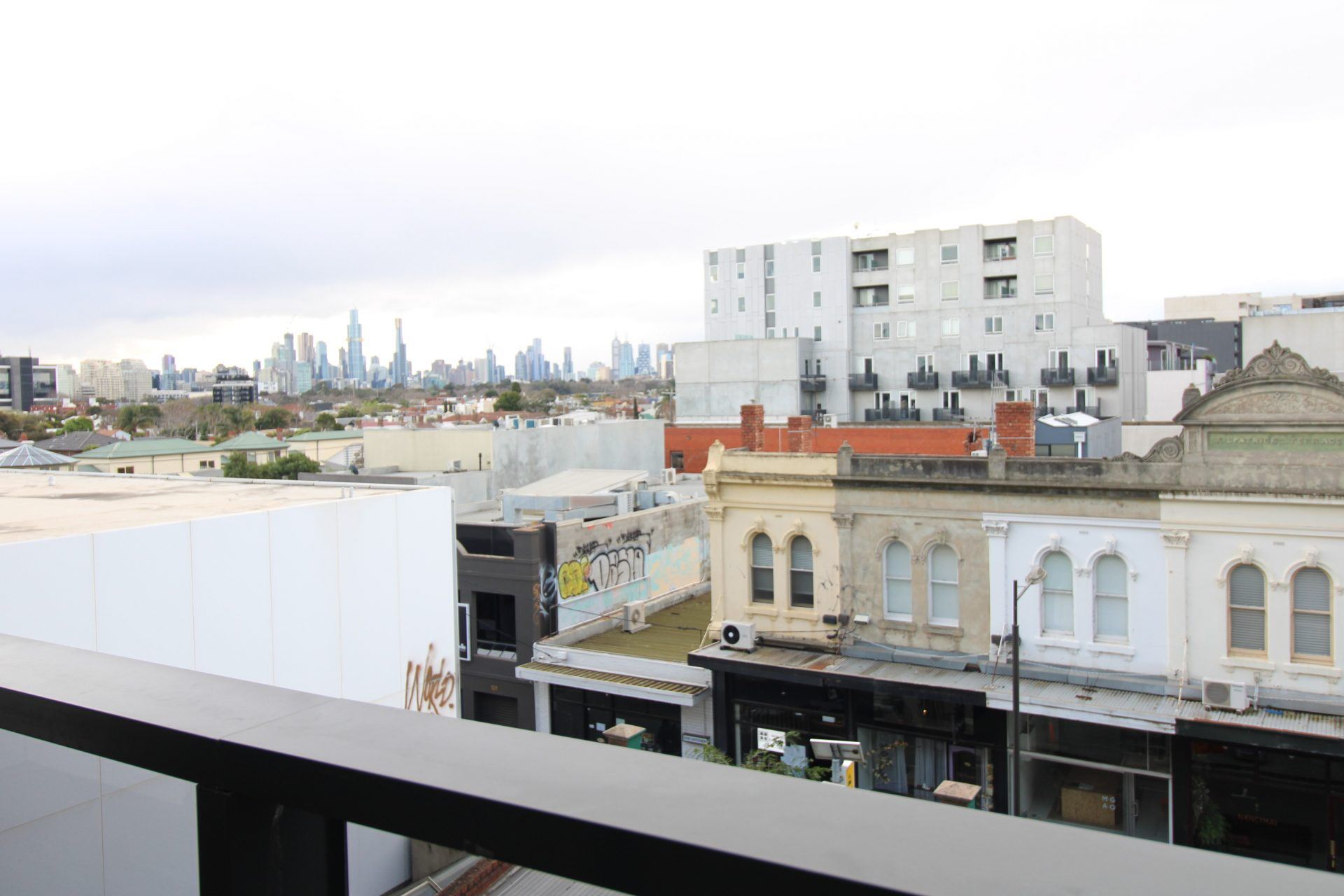 FOR LEASE- Chic Low Maintenance Living with a City View- Prahran - Image 13