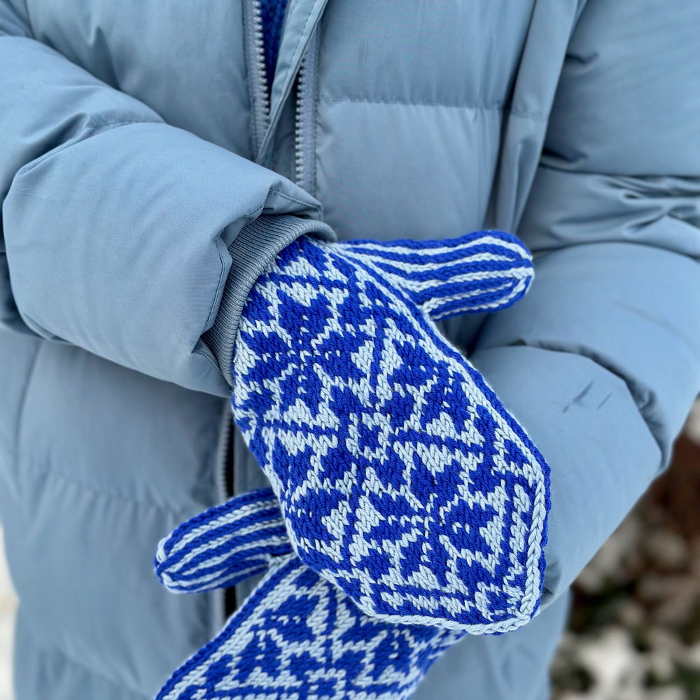 Nora Mittens - Winter Edition