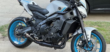 2025 YAMAHA MT-09 motorcycle for rent near Mesquite, TX