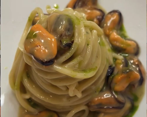 Esperienze gastronomiche Viareggio: Scopri i sapori della costa e dell'entroterra Versiliese