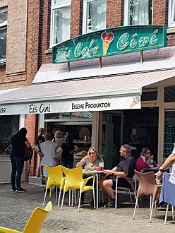  Hamburg
- Eiscafé Cini in Plön