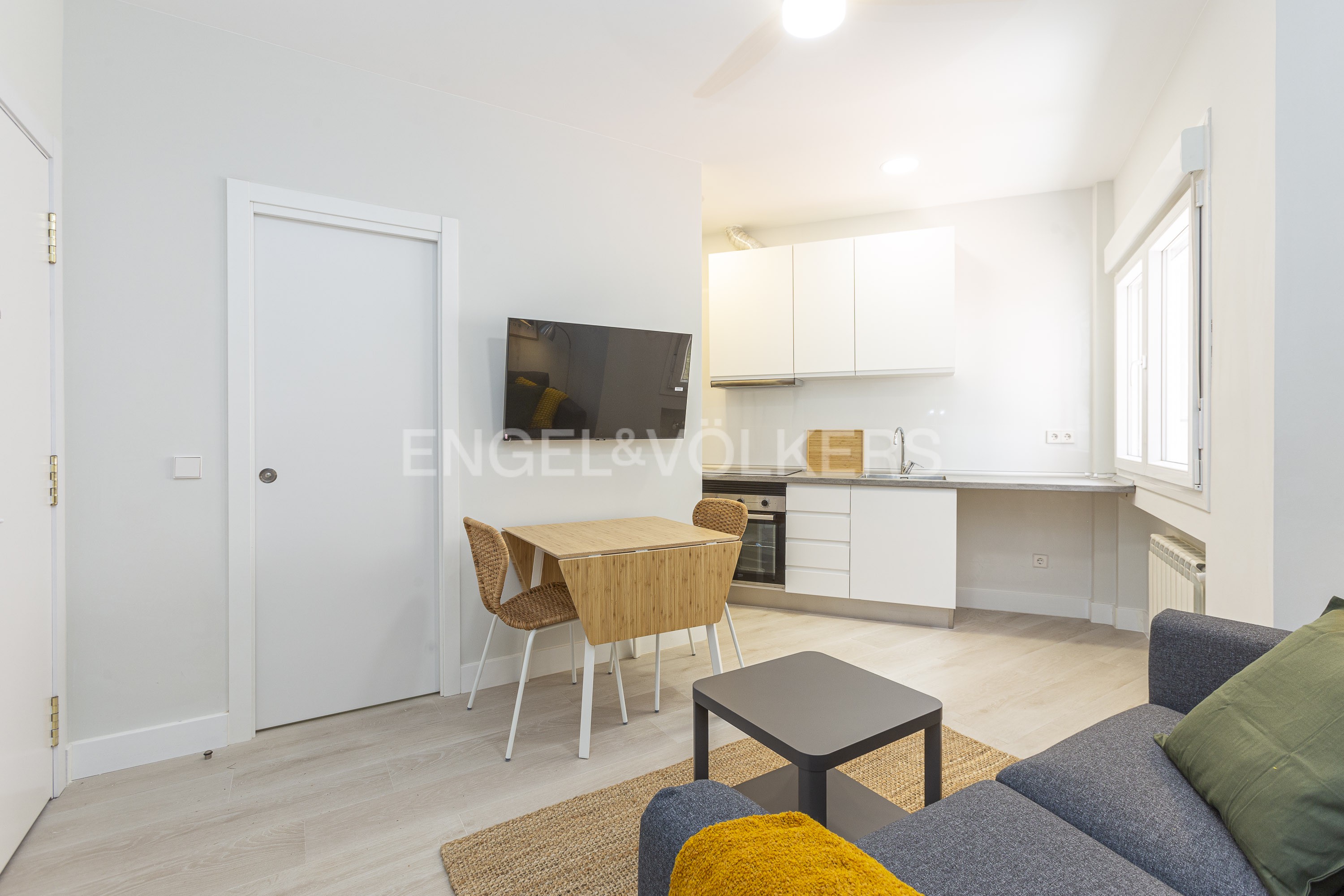 Cozy renovated 1 bedroom apartment in Lavapiés-Embajadores - Image 5