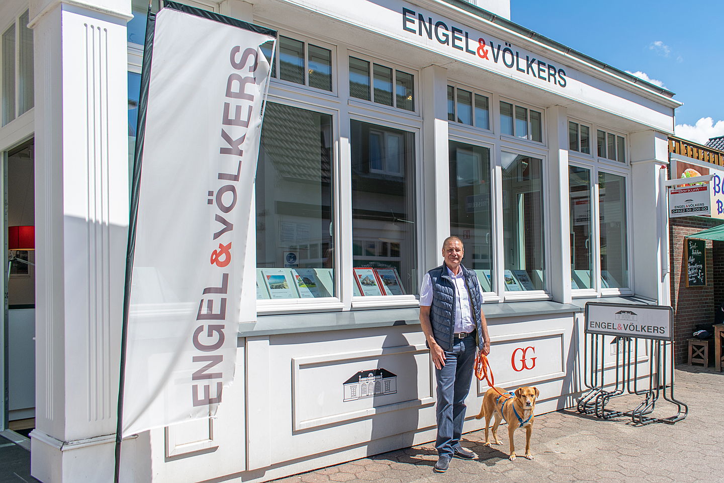  Emden
- Engel & Völkers Shop Borkum