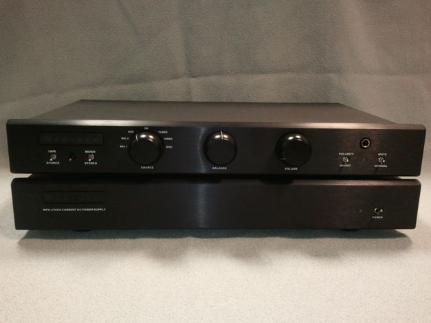 Bryston BP-26 Preamplifier w/MPS-2 power supply